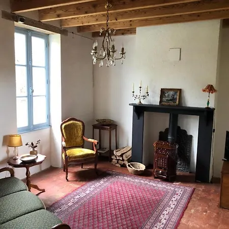 Vakantiehuis Le Tarde - Crecerelle *